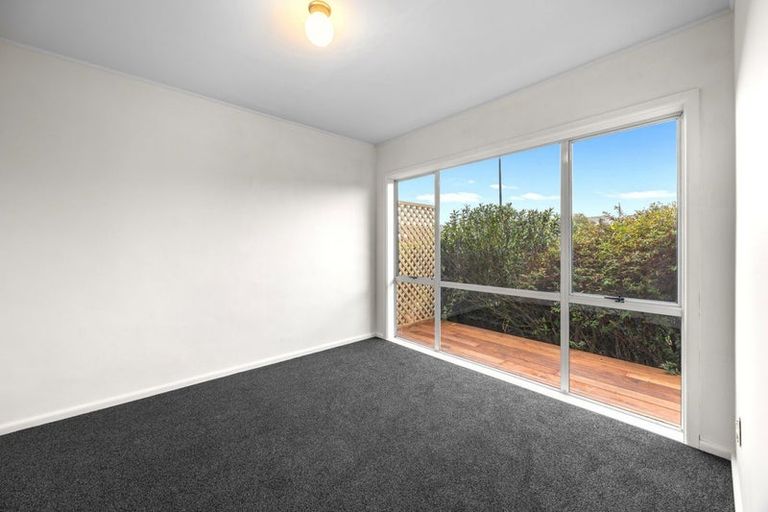 Photo of property in 2/3 Roberta Drive, Somerfield, Christchurch, 8024