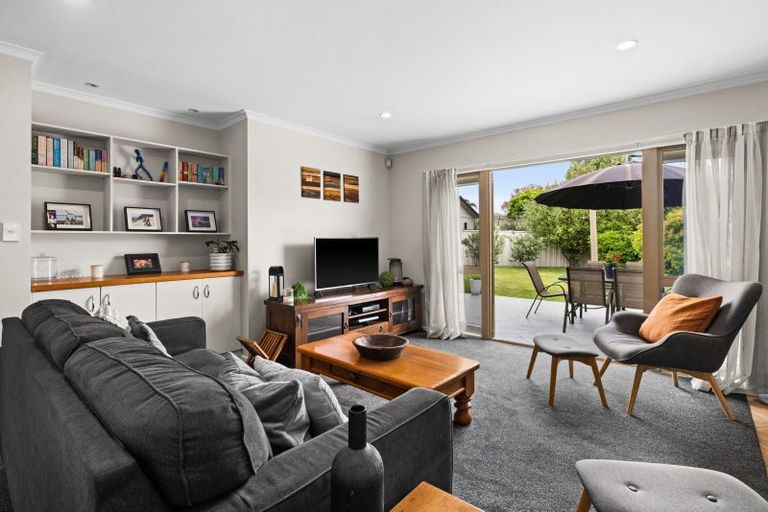 Photo of property in 28 Russell Robertson Drive, Havelock North, 4130