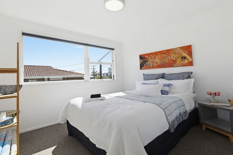 Photo of property in 5 Hetherington Road, Ranui, Auckland, 0612