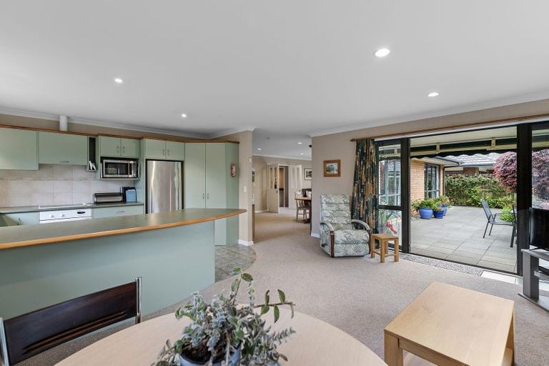 Photo of property in 5 Chesterton Drive, Leamington, Cambridge, 3432