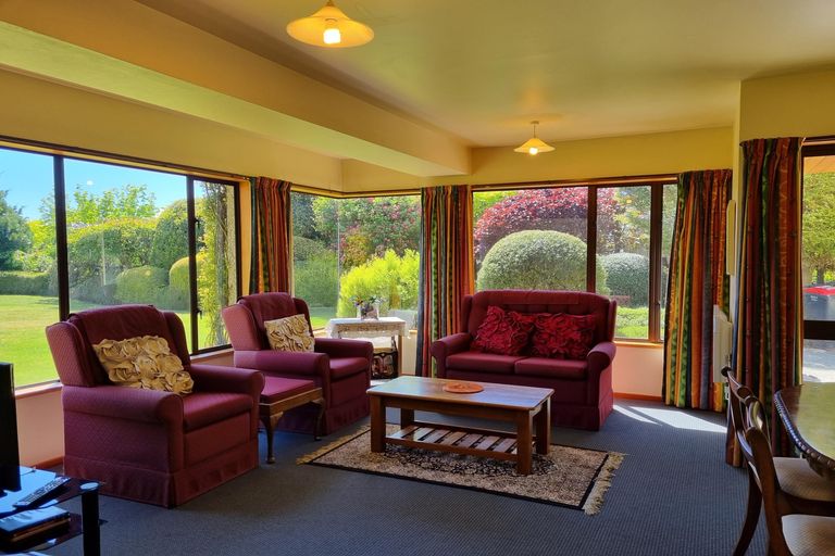 Photo of property in 5 Burnett Place, Lake Tekapo, 7999