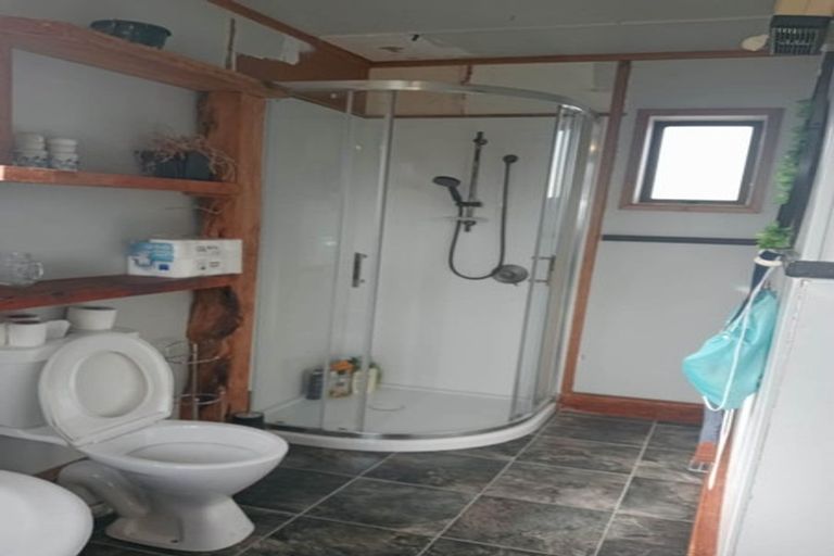 Photo of property in 72 Half Mile Road, Tuatapere, 9620