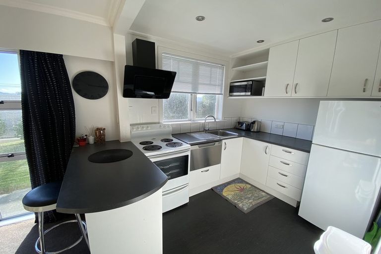 Photo of property in 20 Pinnacle Street, Seatoun, Wellington, 6022