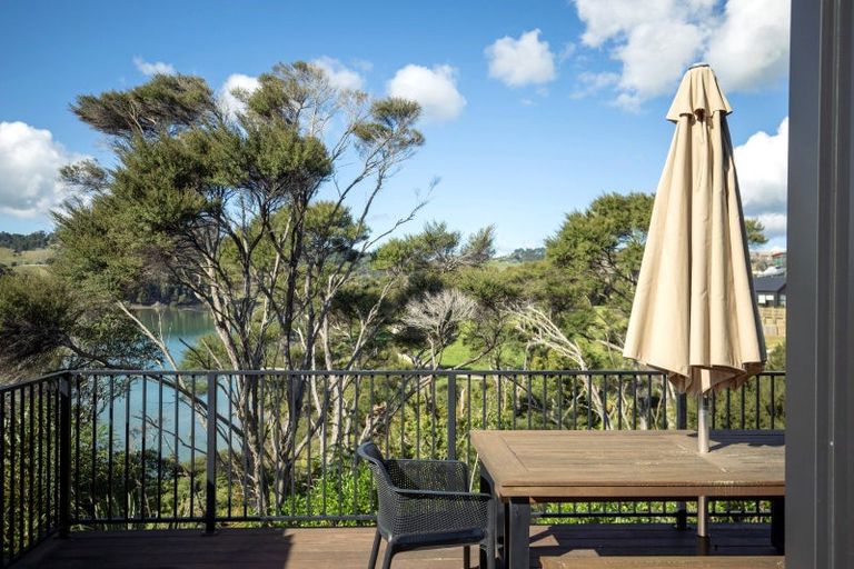 Photo of property in 6 Hapuapua Street, Raglan, 3225