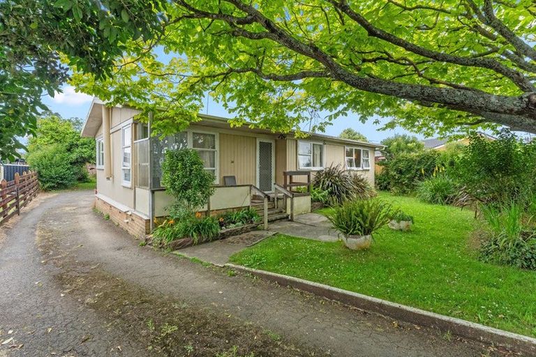 Photo of property in 14 Tatariki Street, Rosehill, Papakura, 2113