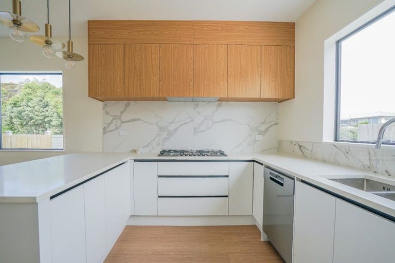 Photo of property in 18a Domain Road, Weymouth, Auckland, 2103