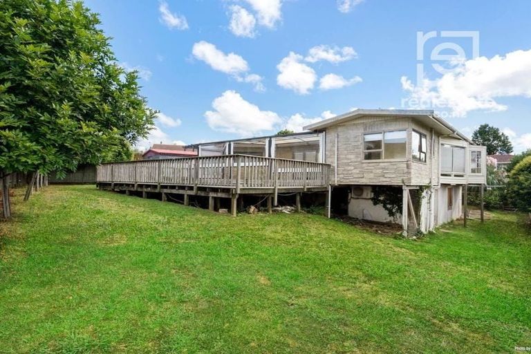 Photo of property in 31 Leaver Place, Weymouth, Auckland, 2103
