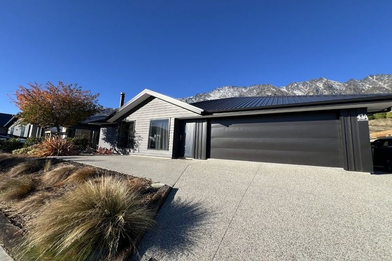 Photo of property in 43 Muster Road, Jacks Point, 9371