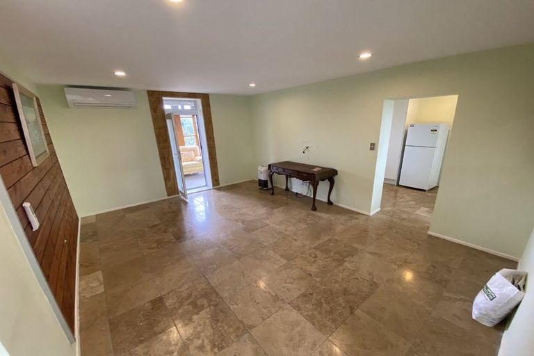 Photo of property in 570 Ormiston Road, Flat Bush, Manurewa, 2576