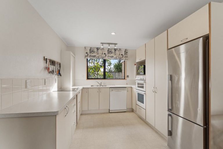 Photo of property in 142 Langdale Avenue, Paraparaumu, 5032