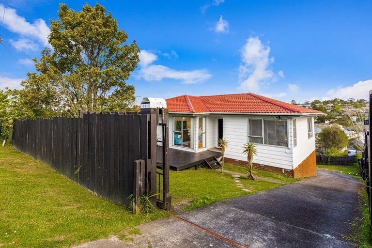 Photo of property in 33 Triangle Road, Massey, Auckland, 0614