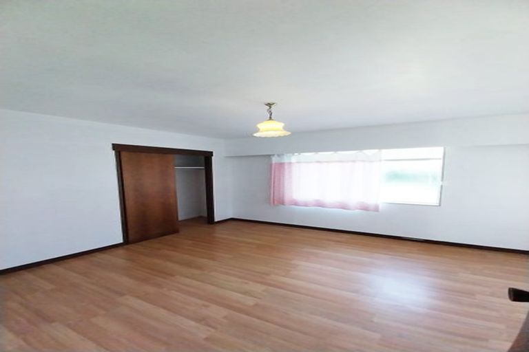 Photo of property in 10 Hailes Road, Whenuapai, Auckland, 0814