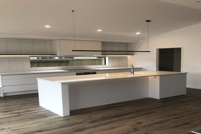 Photo of property in 18 Mida Close, Papamoa Beach, Papamoa, 3118