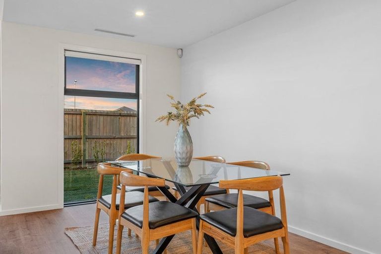 Photo of property in 9 Eyles Street, Marshland, Christchurch, 8083