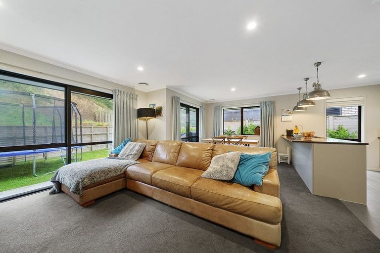 Photo of property in 9 Tradewinds Drive, Whitby, Porirua, 5024