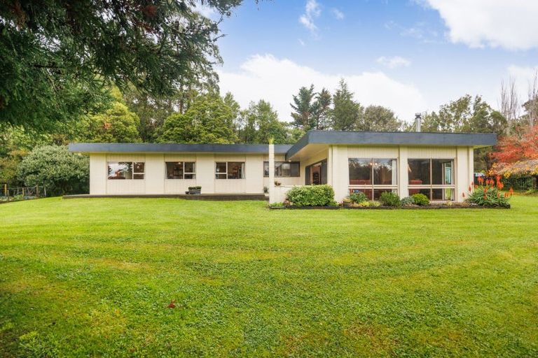 Photo of property in 399 Scotts Road, Linton, Palmerston North, 4472