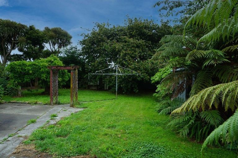 Photo of property in 34 Balmoral Street, Levin, 5510