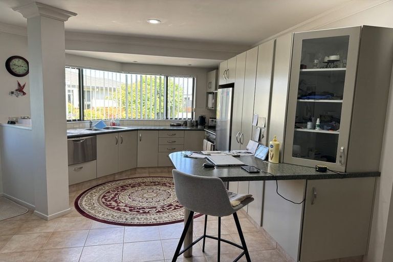 Photo of property in 58g Guppy Road, Greenmeadows, Napier, 4112