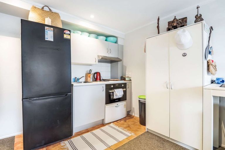 Photo of property in 22a/30 Westward Ho, Glen Eden, Auckland, 0602