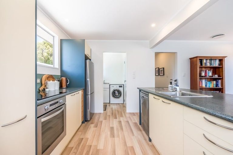 Photo of property in 252 Major Drive, Kelson, Lower Hutt, 5010