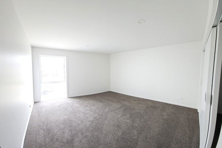 Photo of property in 81 Hokioi Drive, Kenepuru, Porirua, 5022