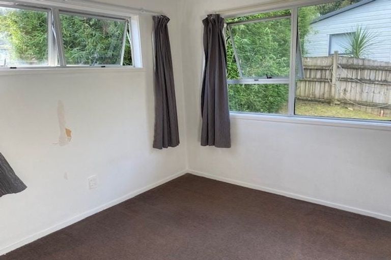 Photo of property in 5 Gerontius Glade, Torbay, Auckland, 0630