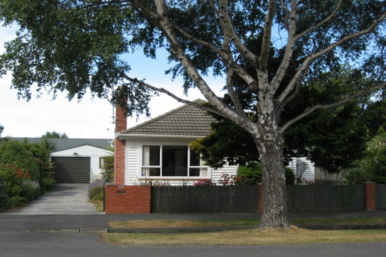 Photo of property in 21 James Street, Redcliffs, Christchurch, 8081