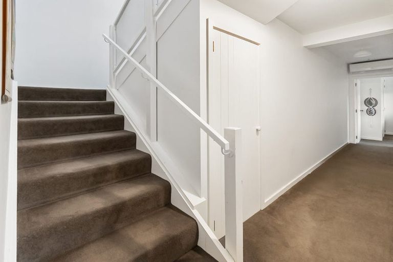 Photo of property in 82 Douglas Street, Highfield, Timaru, 7910