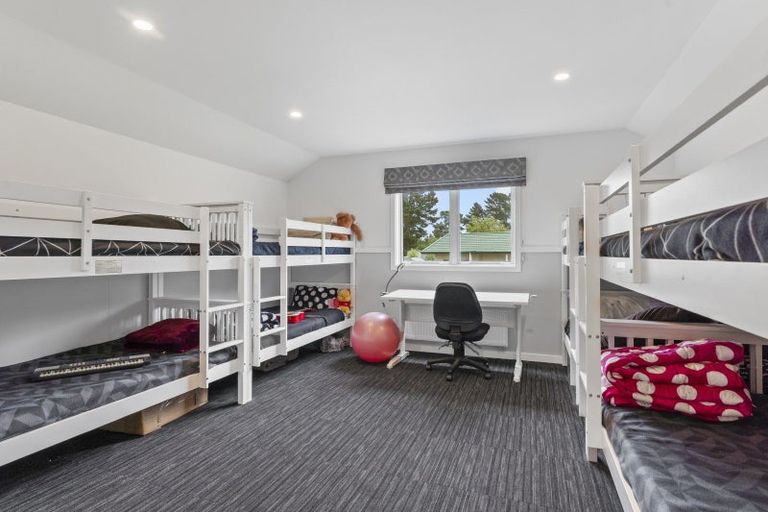 Photo of property in 140 School Road, Te Horo, Otaki, 5582