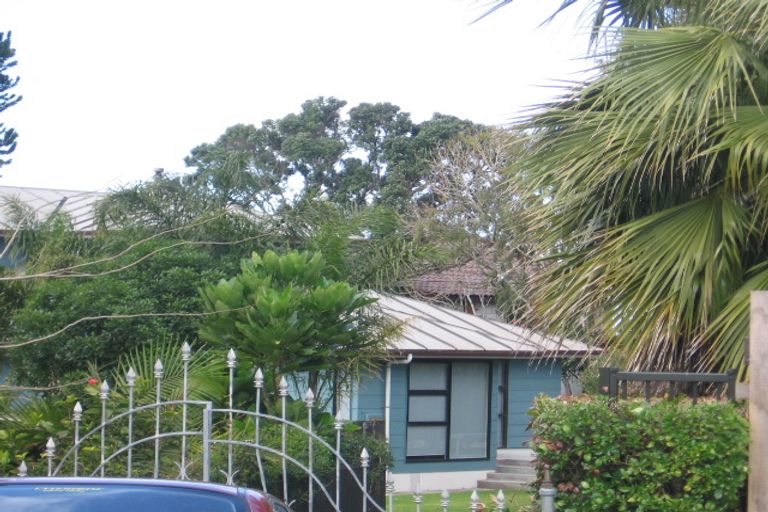 Photo of property in 28 Heather Street, Mangawhai Heads, Mangawhai, 0505