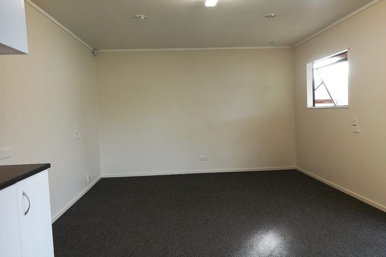 Photo of property in 4 Makarini Street, Paraparaumu, 5032
