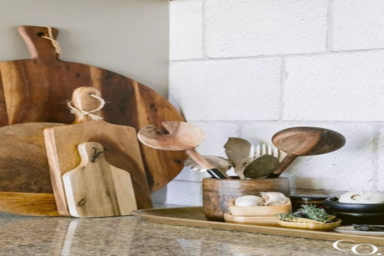 Photo of property in Palm Cove Apartments, 201/6 Tawa Street, Mount Maunganui, 3116