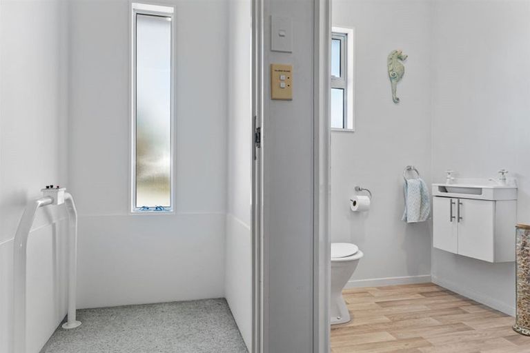 Photo of property in 302 Ocean Road, Ohope, 3121