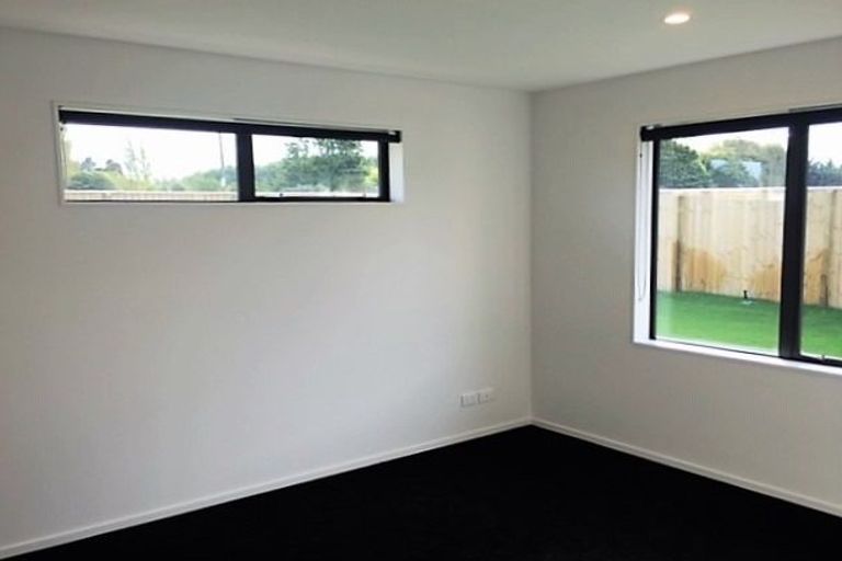 Photo of property in 21 Minerva Crescent, Woodend, 7610