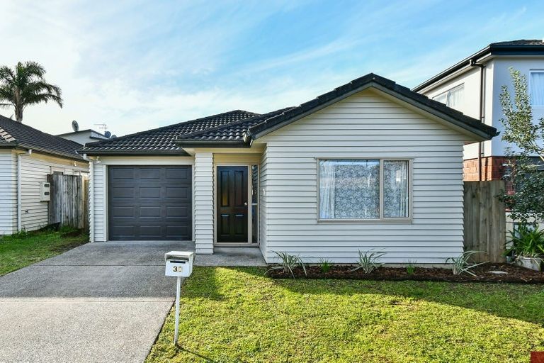 Photo of property in 30 Birchlands Road, Flat Bush, Auckland, 2019