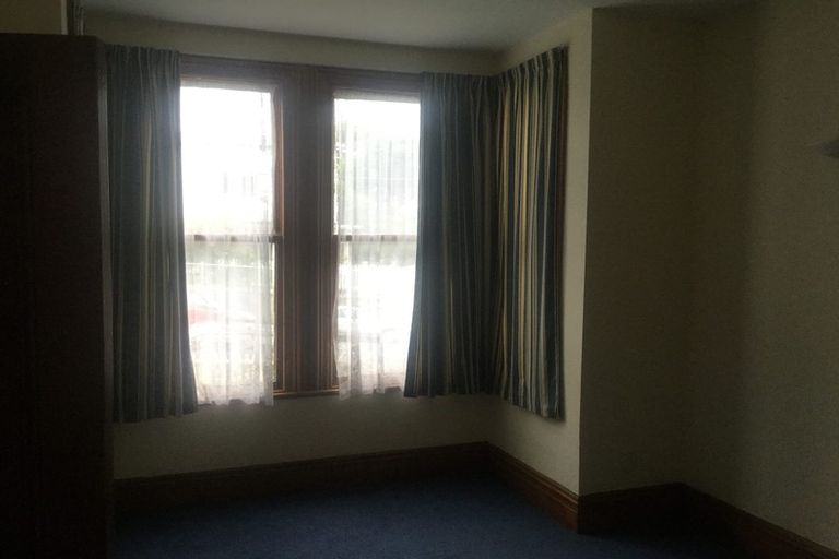 Photo of property in 121 Pirie Street, Mount Victoria, Wellington, 6011