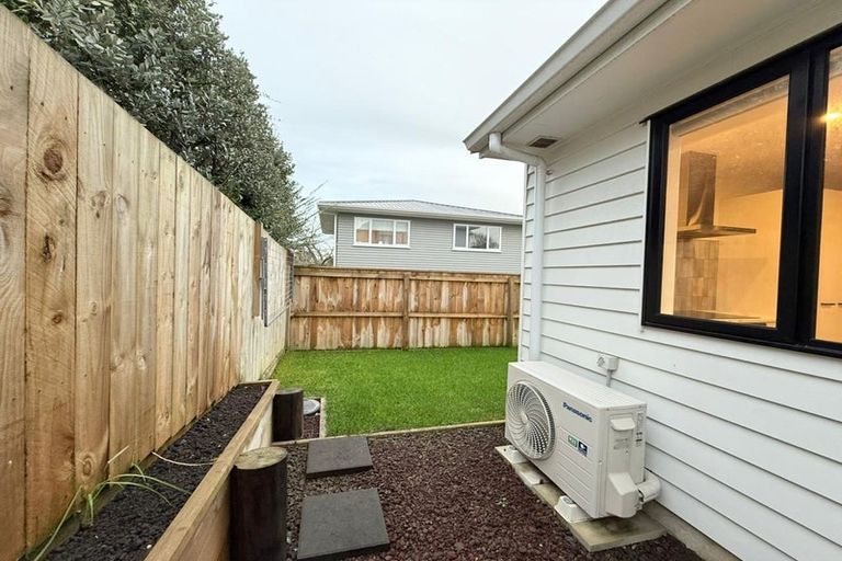 Photo of property in 30c Russell Road, Manurewa, Auckland, 2102