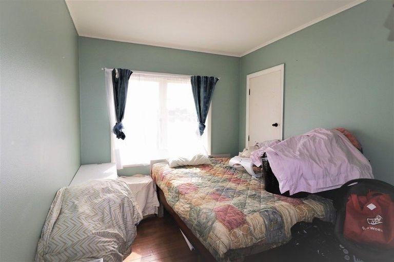 Photo of property in 44 Matipo Street, Castlecliff, Wanganui, 4501