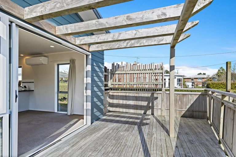 Photo of property in 3 Gazelle Avenue, Beach Haven, Auckland, 0626