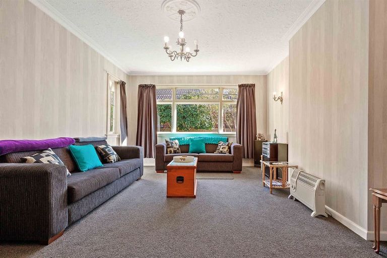 Photo of property in 7 Meadow Street, Papanui, Christchurch, 8052