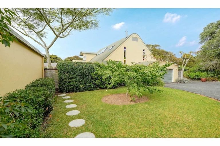 Photo of property in 25 Edkins Road, Kerikeri, 0230