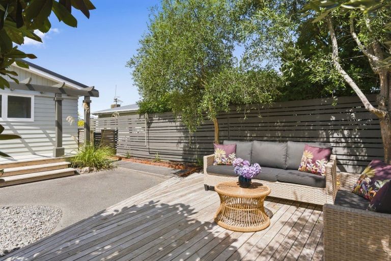 Photo of property in 7 Whyte Street, Paraparaumu Beach, Paraparaumu, 5032