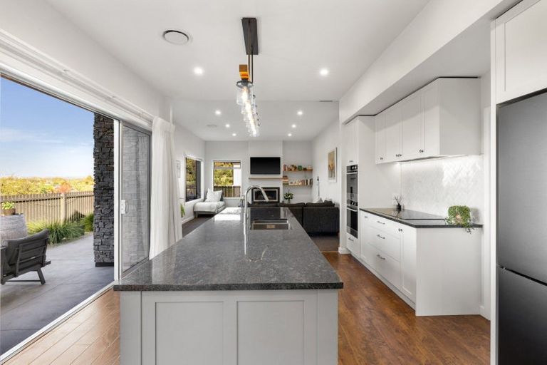 Photo of property in 3 Ridgeway Terrace, Taradale, Napier, 4112