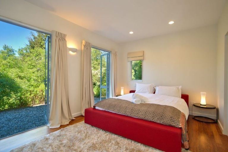 Photo of property in 6 Matau Place, Fernhill, Queenstown, 9300