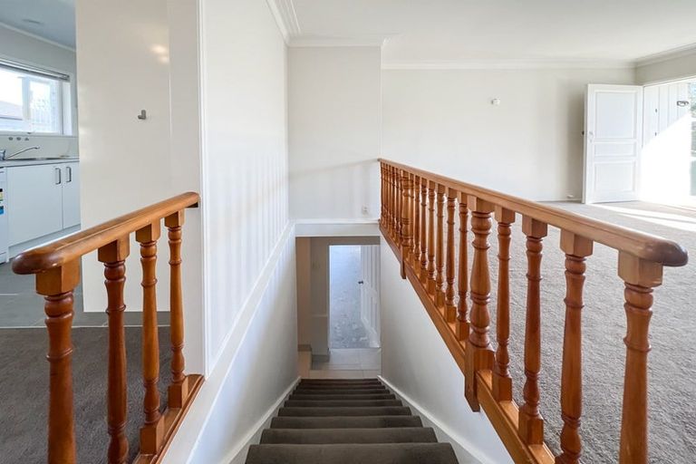 Photo of property in 1/12 Meadway, Sunnyhills, Auckland, 2010