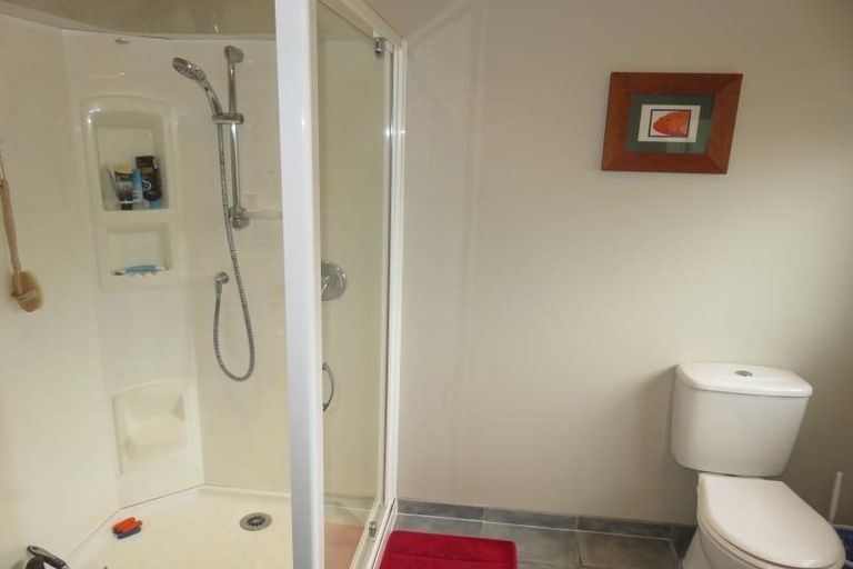 Photo of property in 71 Amesbury Drive, Churton Park, Wellington, 6037