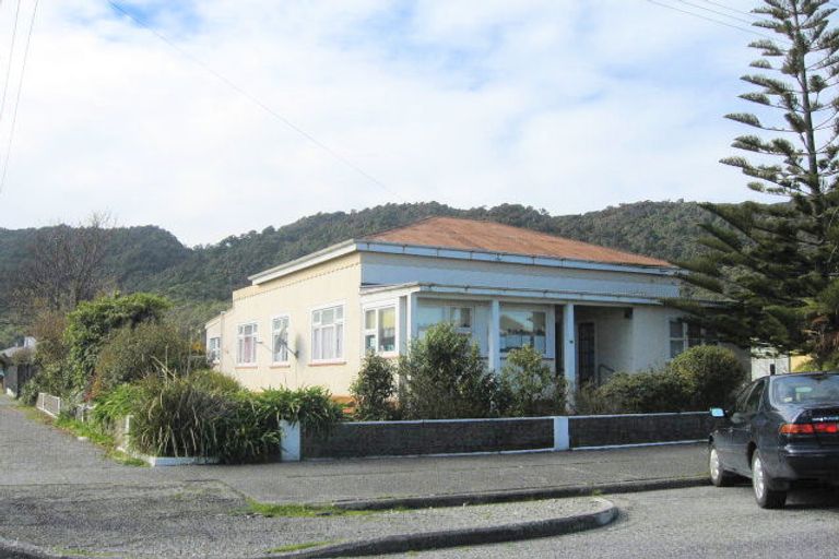 Photo of property in 33 Fox Street, Cobden, Greymouth, 7802