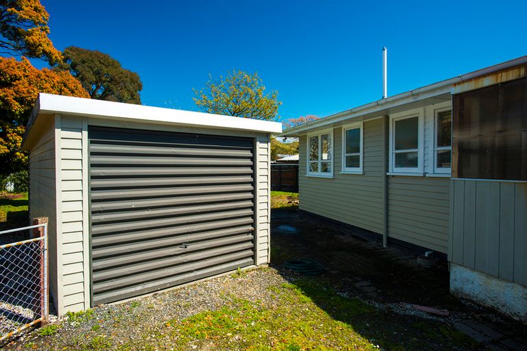 Photo of property in 33 Matthews Road, Tamarau, Gisborne, 4010
