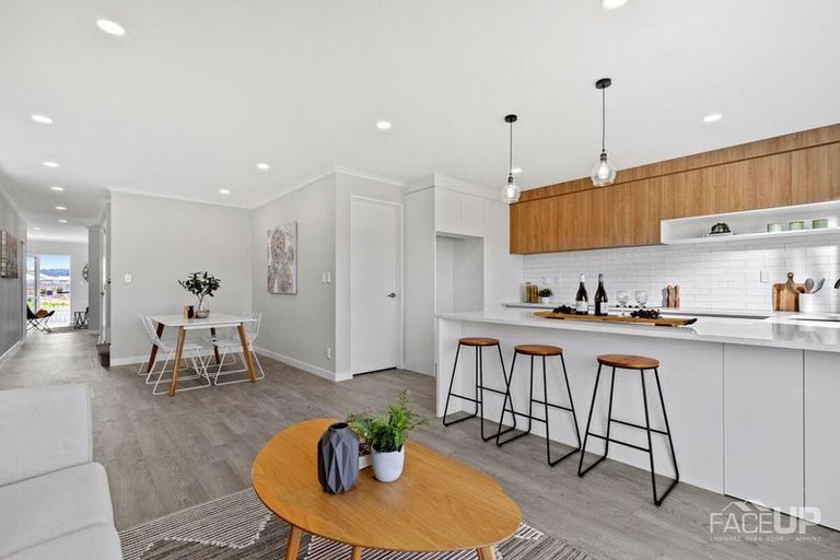 Photo of property in 23 Hea Road, Hobsonville, Auckland, 0616