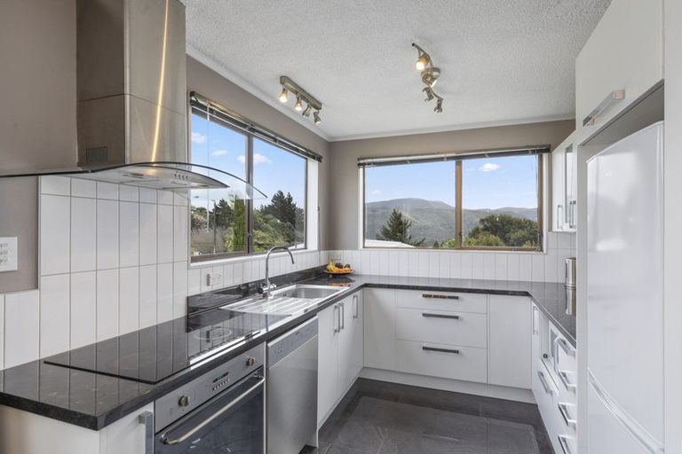 Photo of property in 103 Holborn Drive, Stokes Valley, Lower Hutt, 5019